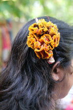 Load image into Gallery viewer, Frill Orange Hairclip
