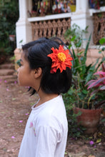Load image into Gallery viewer, Big Flower Hair Clip

