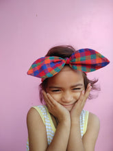 Load image into Gallery viewer, Checkered Bow hair bands
