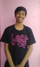 Load image into Gallery viewer, Tshirt Octupus.
